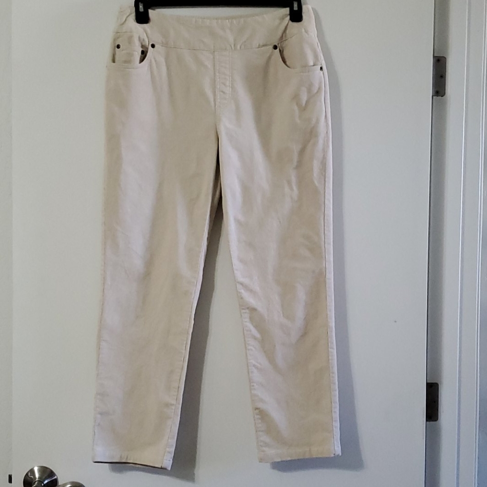 Blair 12p Ivory Pull on corduroy pants
